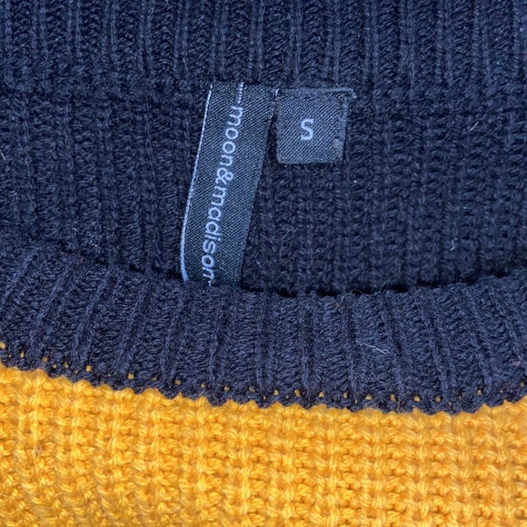 Color block sweater - Picture 5 of 5